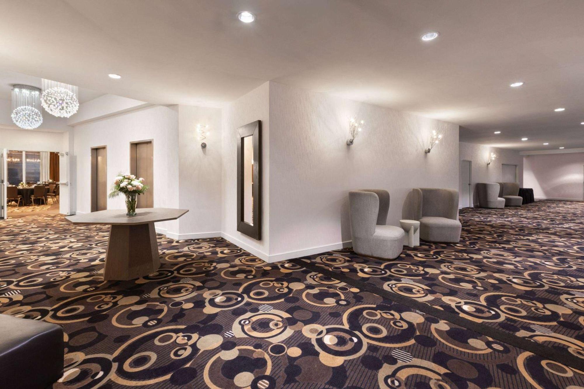 Wyndham Garden Norfolk Downtown Hotel Ngoại thất bức ảnh