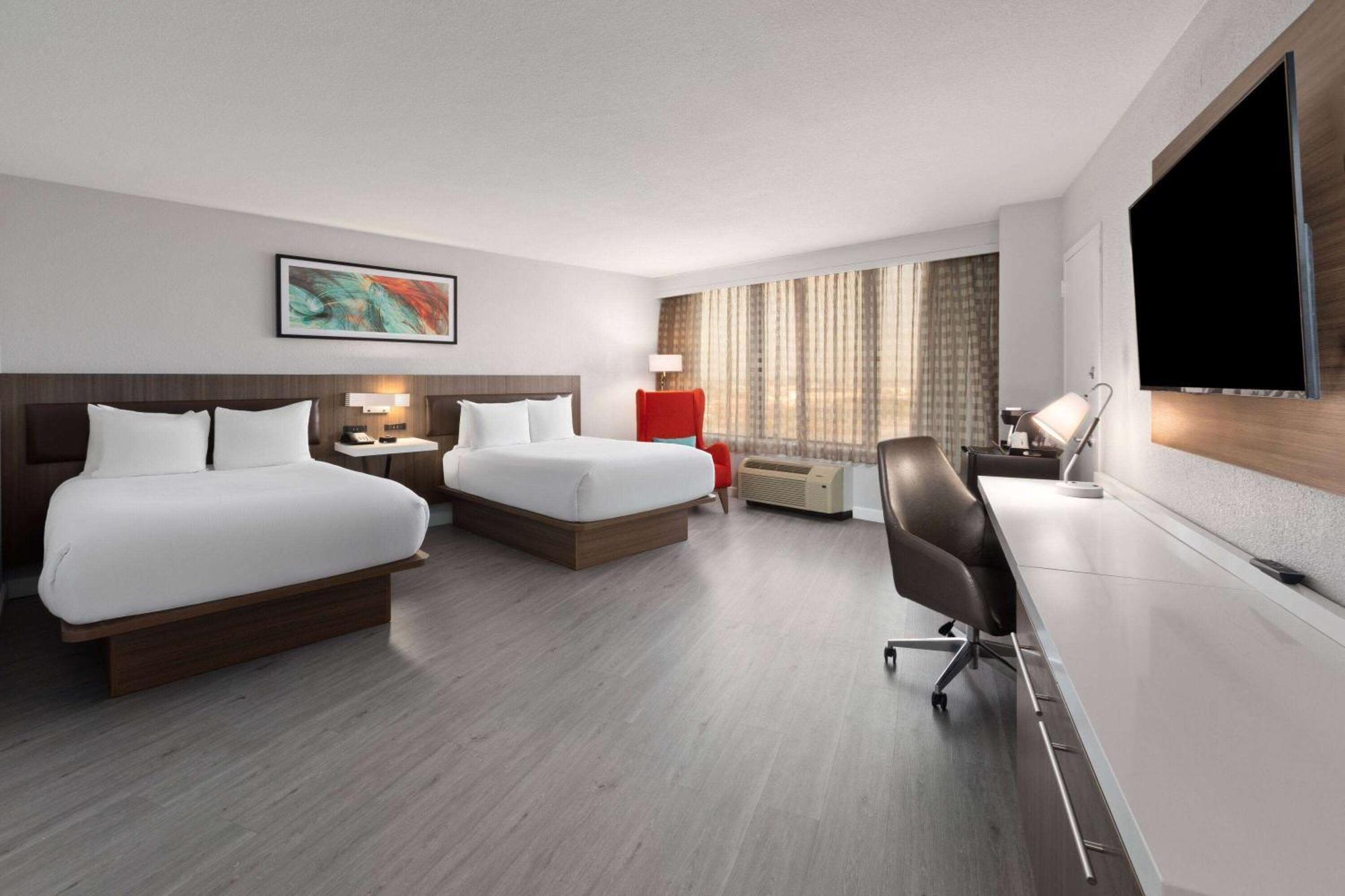 Wyndham Garden Norfolk Downtown Hotel Ngoại thất bức ảnh