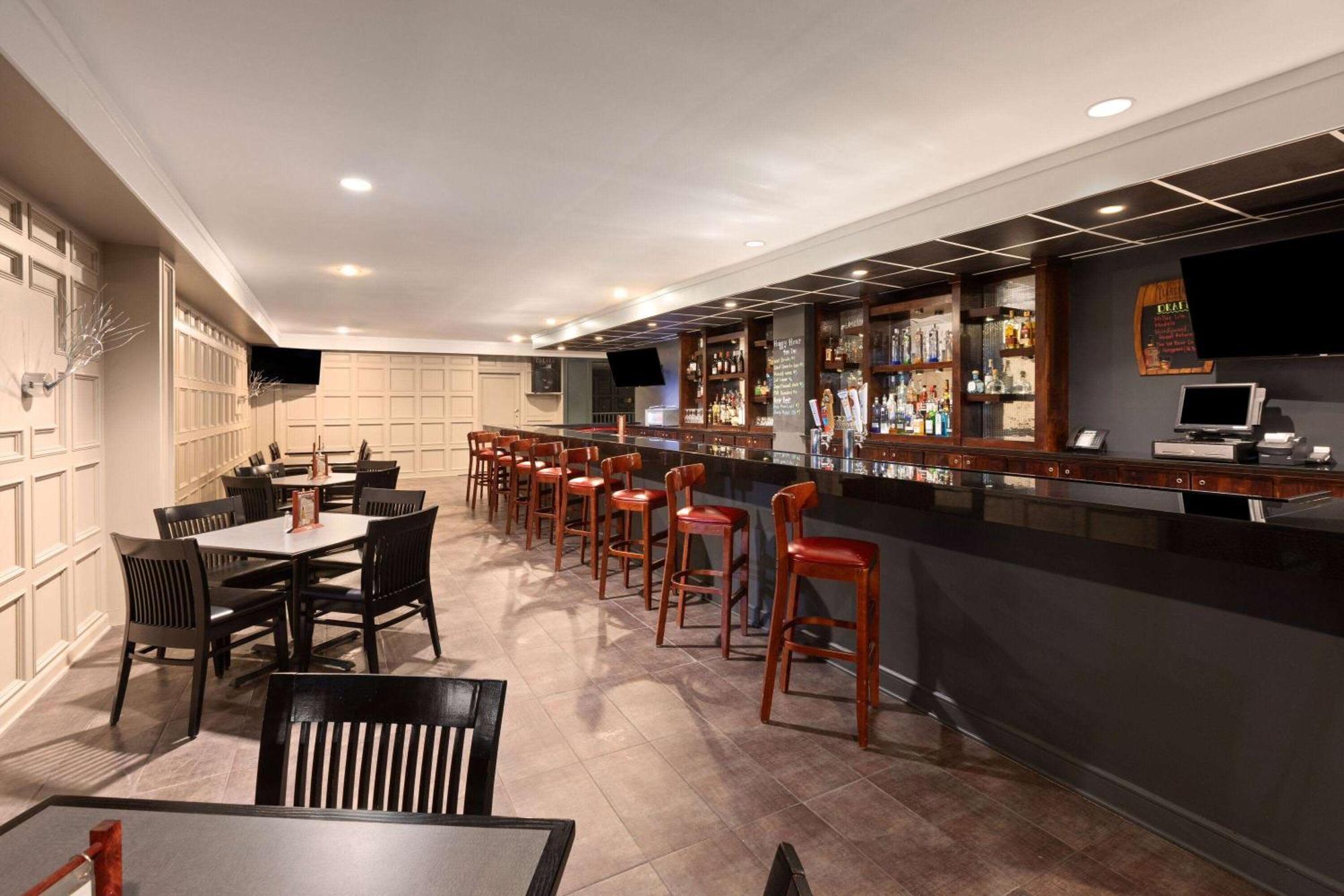 Wyndham Garden Norfolk Downtown Hotel Ngoại thất bức ảnh